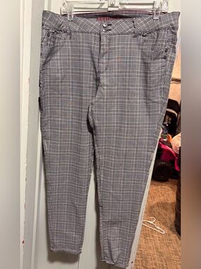 Womens Sabrina Lauren pants size 18W